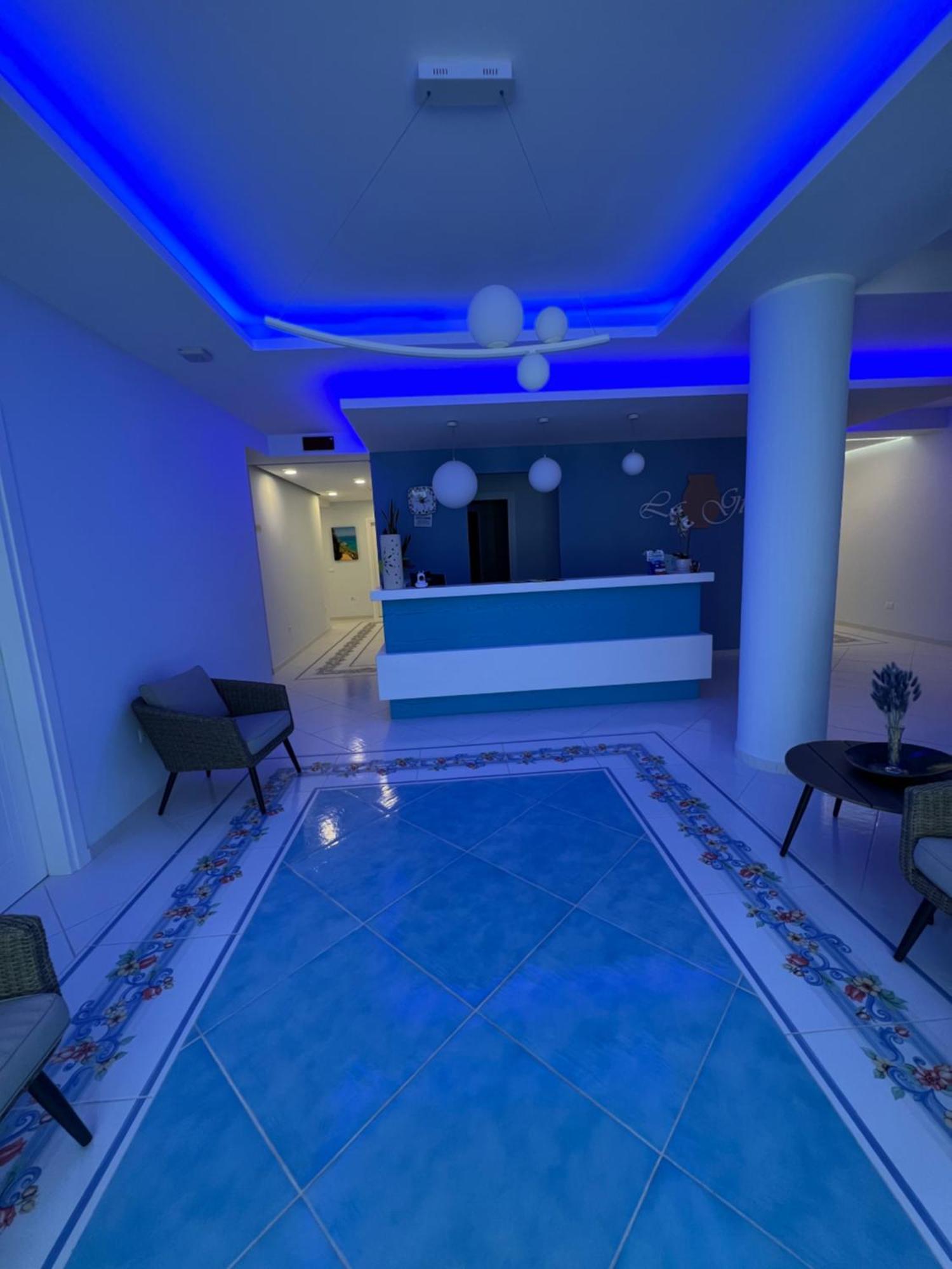 Hotel La Giara Zambrone Exteriör bild
